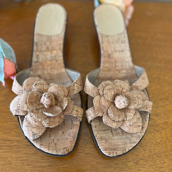 Vaneli Shoes - Vaneli Cork Floral Sandals